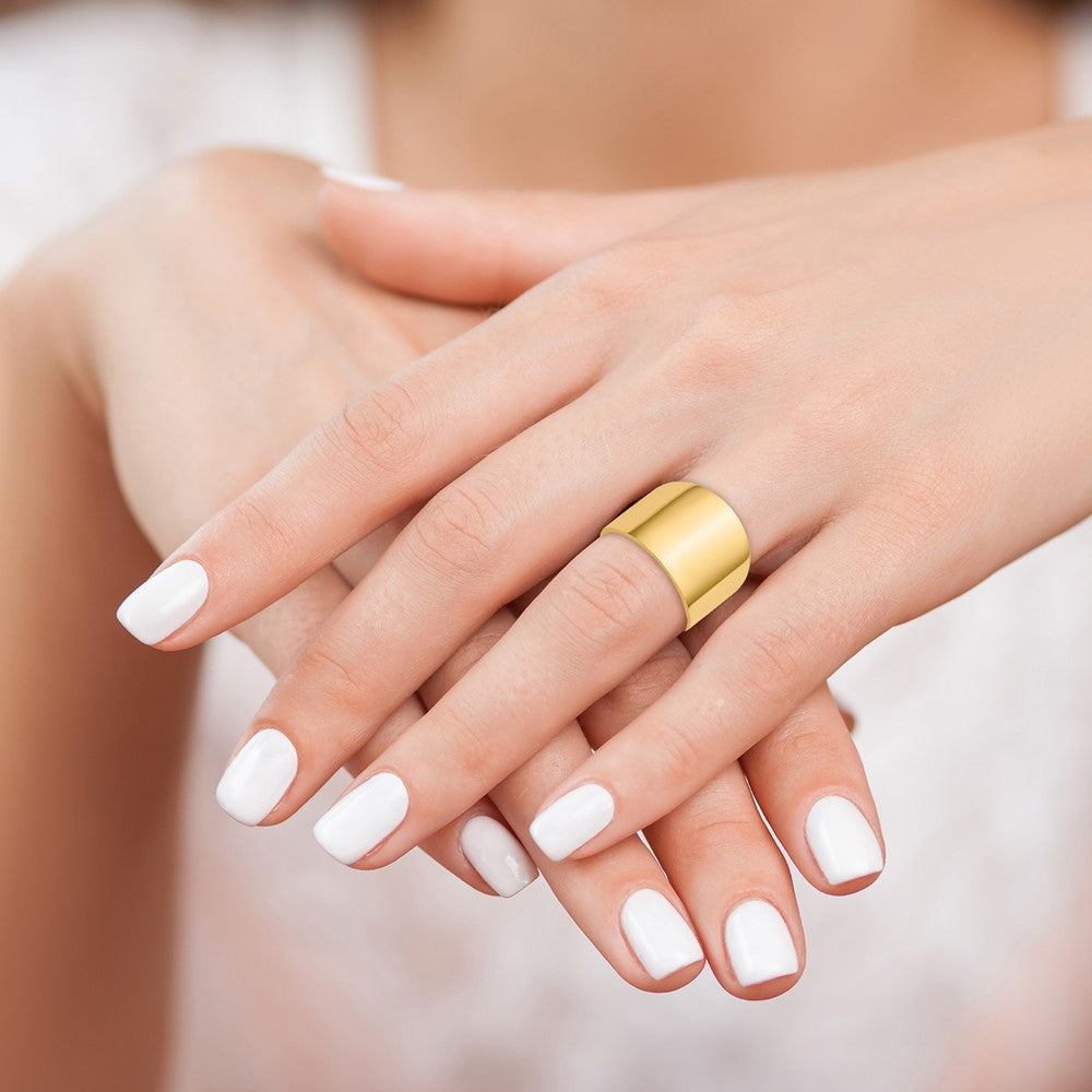 Flat-top Tapered Cigar Band Ring - WBC