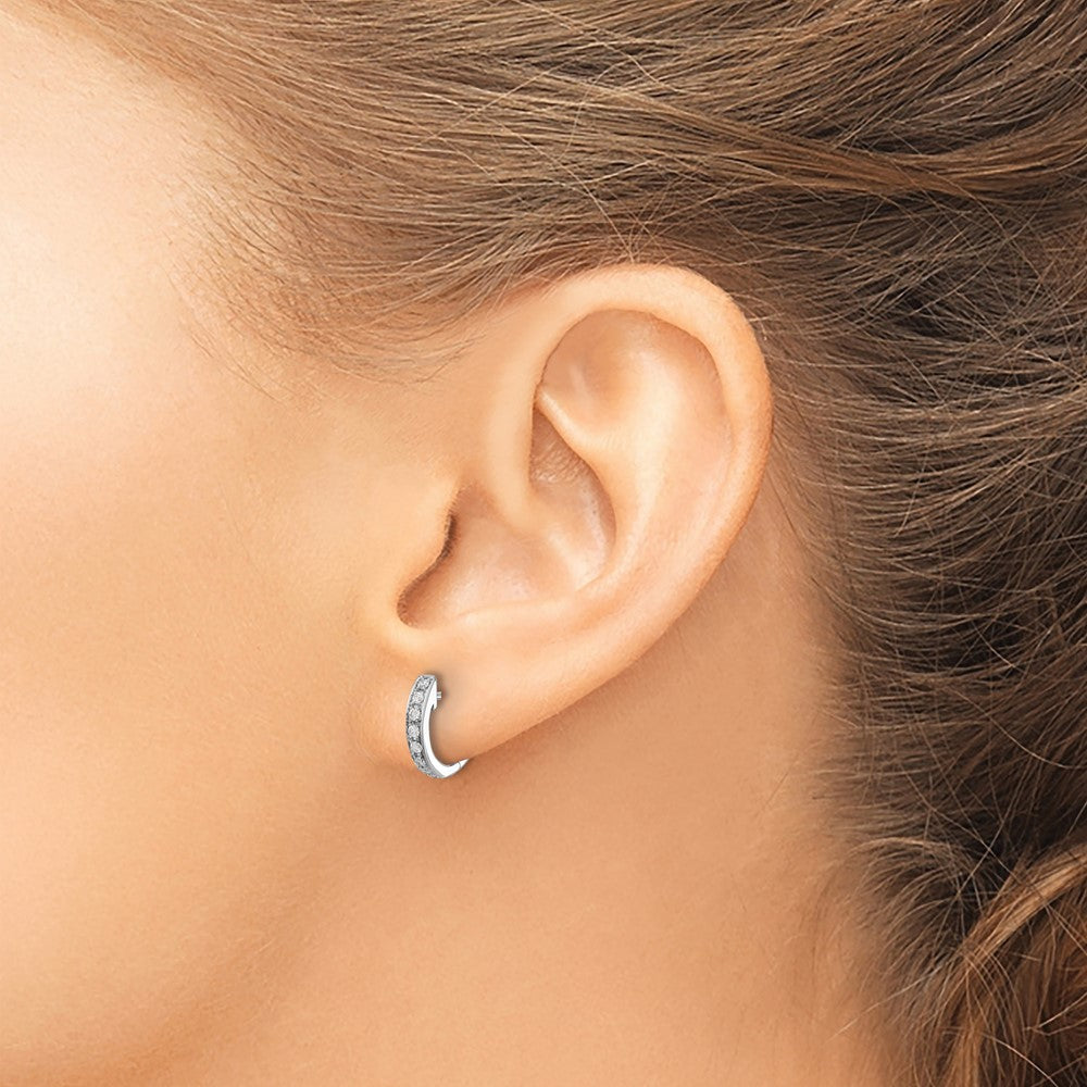 1/6 carat Diamond Hinged Hoop Earrings - WBC