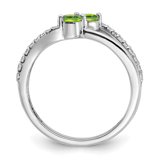 Round Peridot and 1/6 carat Diamond 2-stone Ring - WBC