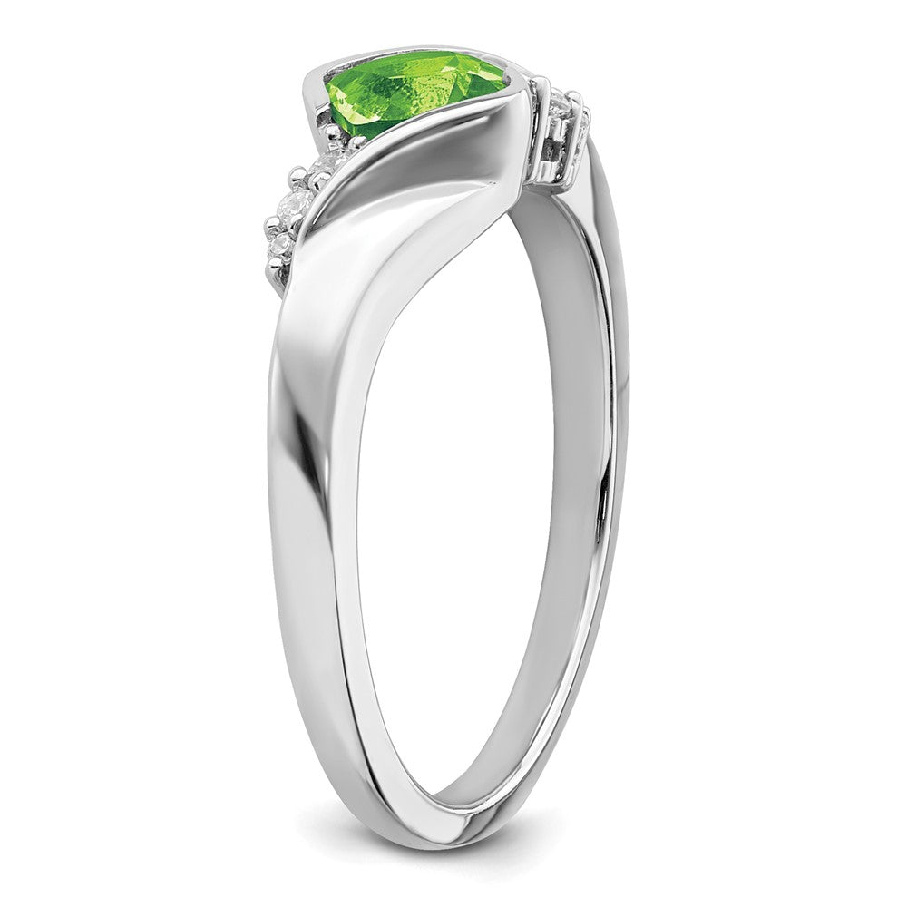 Cushion Peridot and 1/20 carat Diamond Ring - WBC