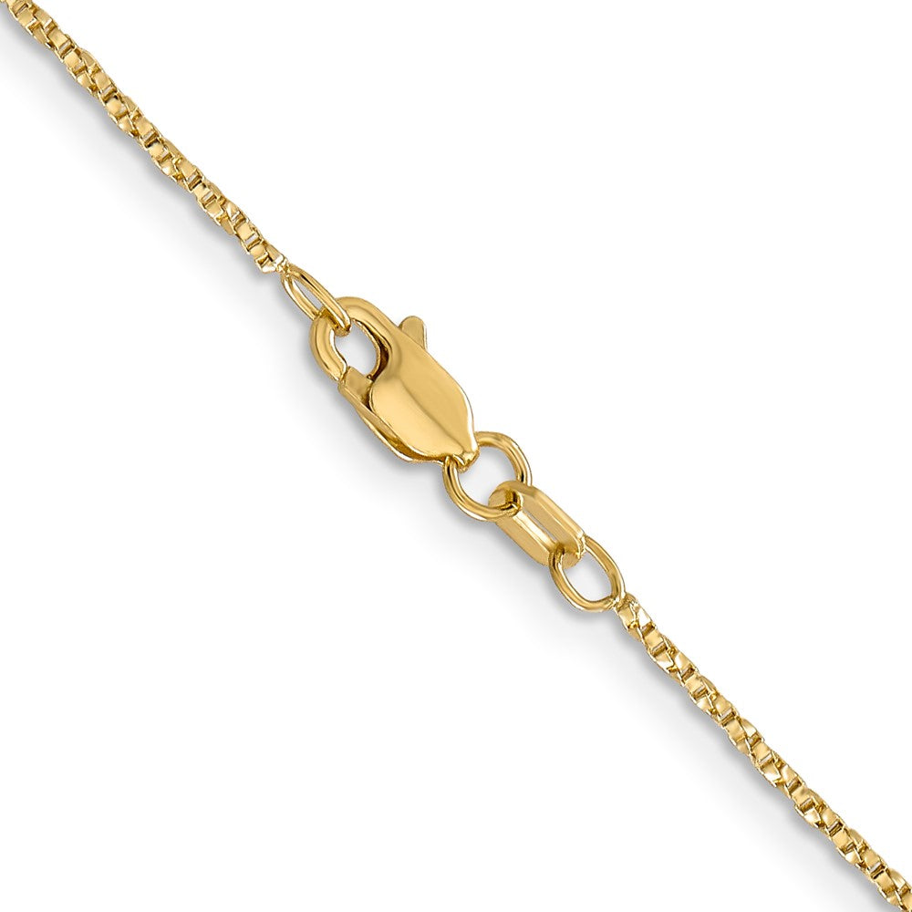 . Twisted Box with Lobster Clasp Chain - WBC