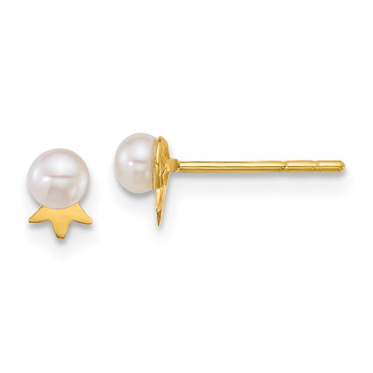 Polished 3- Round Freshwater Cultured Pearl with Crown Post Earrings - WBC